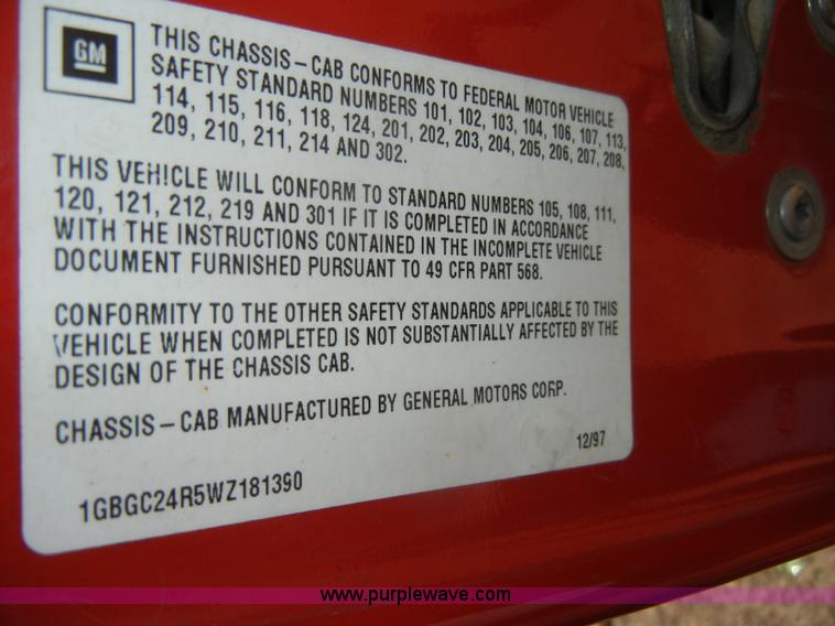 image for item C4403 1998 Chevrolet C2500 pickup truck