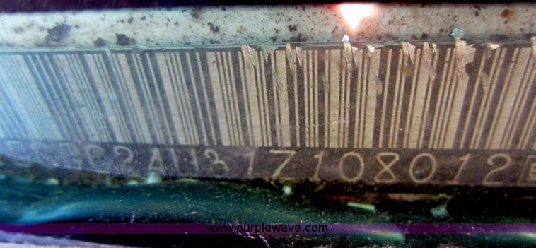 image for item C5354 2001 Chevrolet Silverado 2500 pickup truck