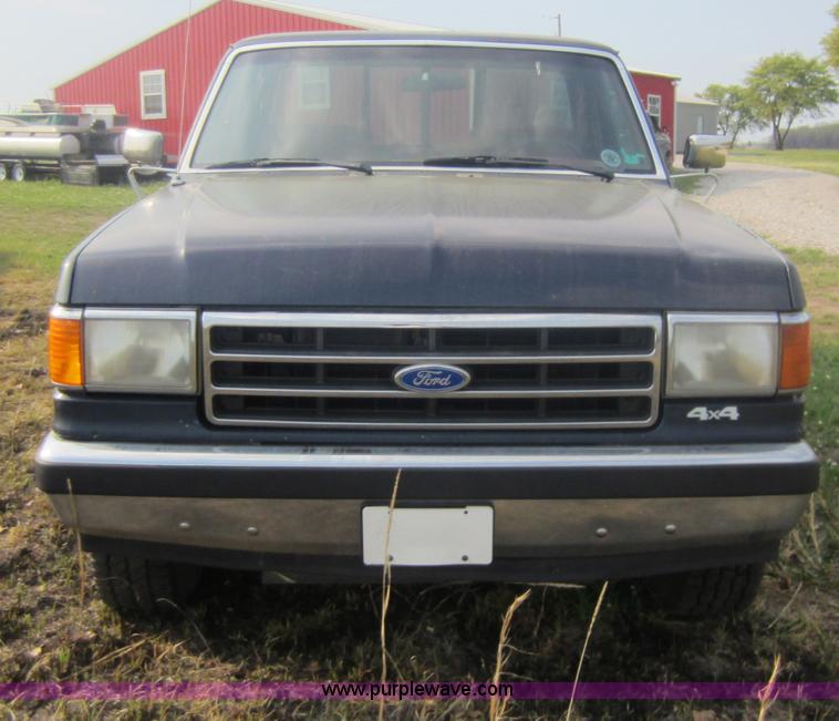 image for item C5419 1991 Ford F150 pickup truck