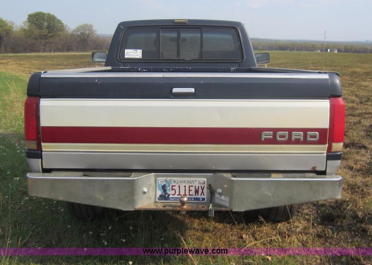 image for item C5419 1991 Ford F150 pickup truck