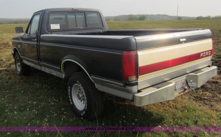 image for item C5419 1991 Ford F150 pickup truck