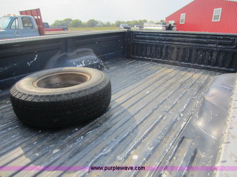 image for item C5419 1991 Ford F150 pickup truck