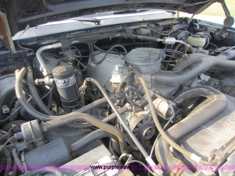 image for item C5419 1991 Ford F150 pickup truck