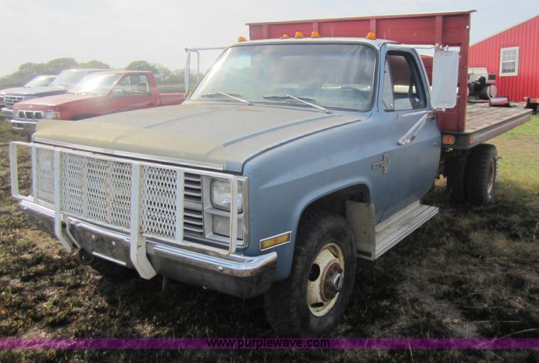 image for item C5420 1983 Chevrolet K30 flatbed truck