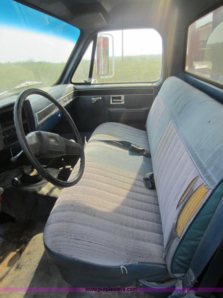 image for item C5420 1983 Chevrolet K30 flatbed truck