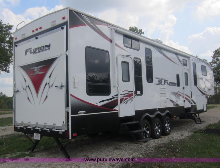 image for item C5426 2011 Keystone Fuzion toy hauler travel trailer