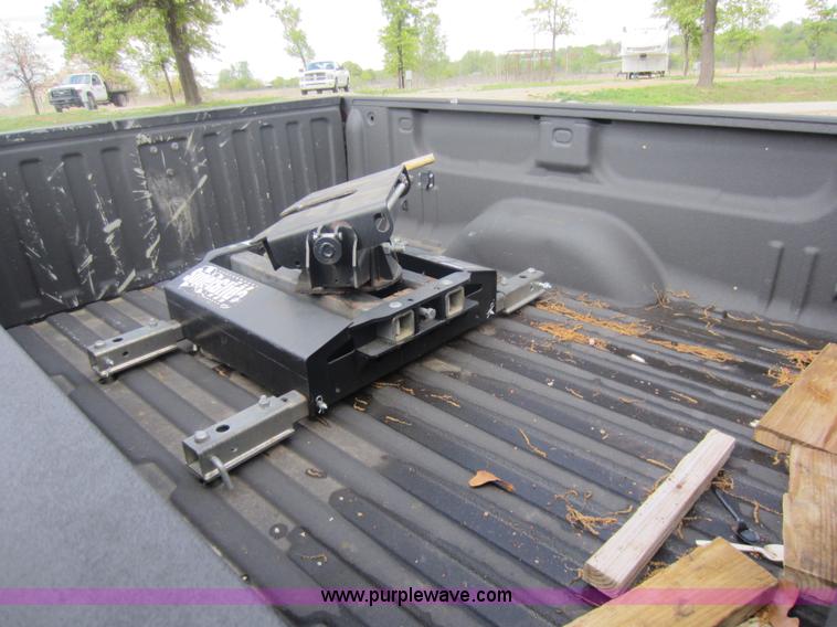 image for item C5427 2008 Chevrolet Silverado K2500HD crew cab pickup truck