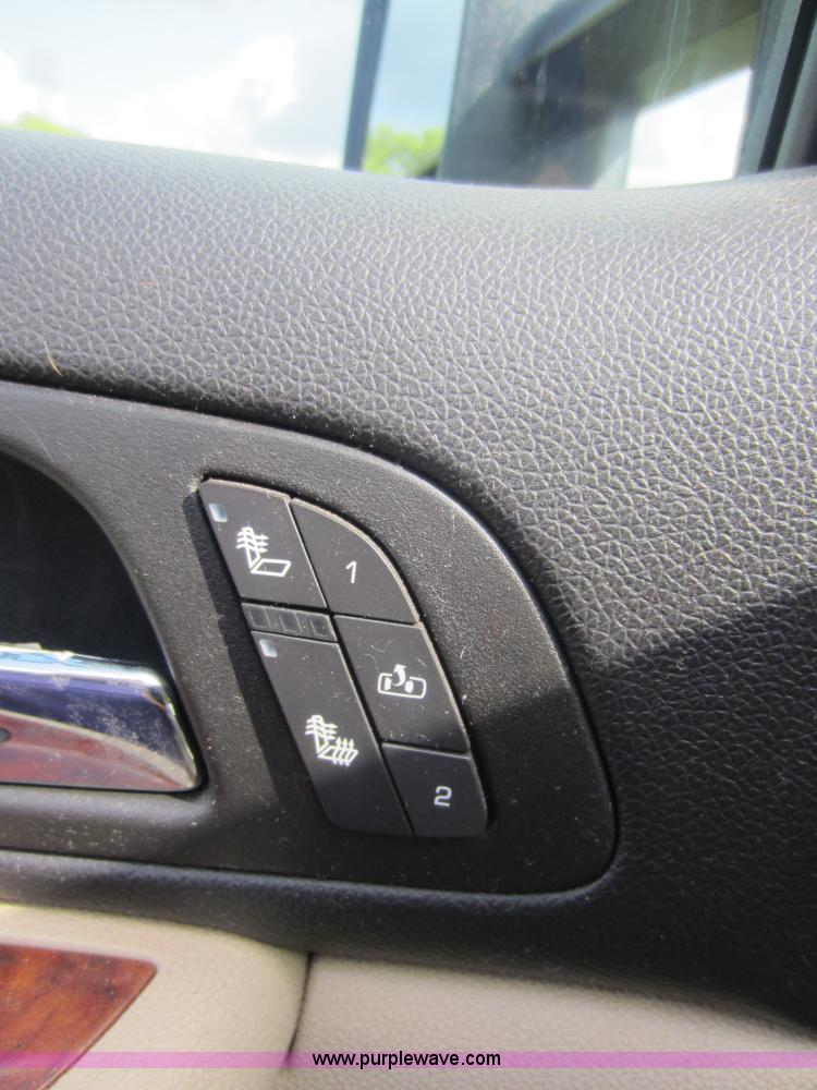 image for item C5427 2008 Chevrolet Silverado K2500HD crew cab pickup truck