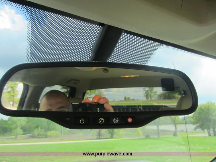 image for item C5427 2008 Chevrolet Silverado K2500HD crew cab pickup truck