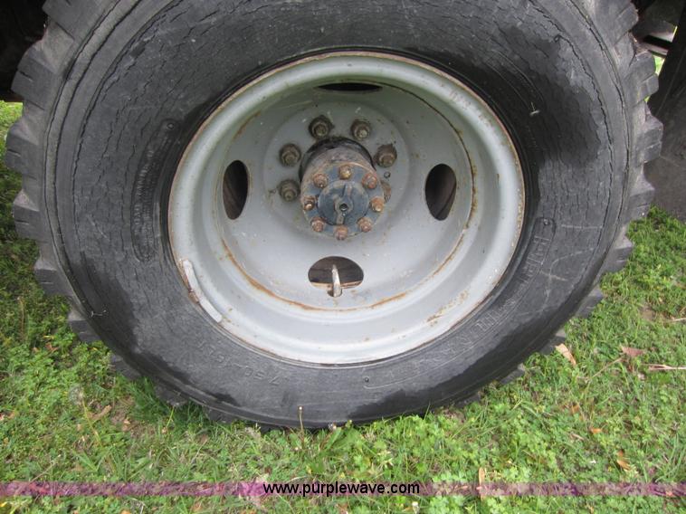 image for item C5432 1970 Dodge 300 pickup truck