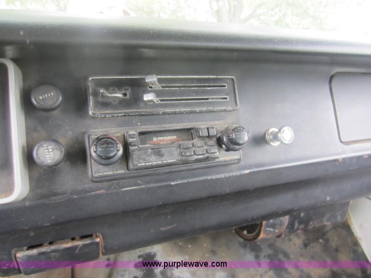 image for item C5432 1970 Dodge 300 pickup truck