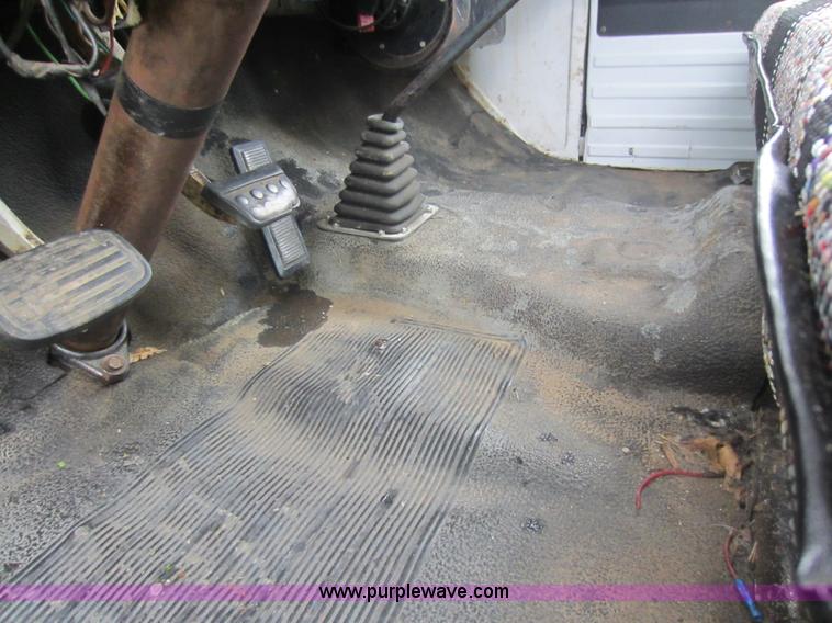 image for item C5432 1970 Dodge 300 pickup truck