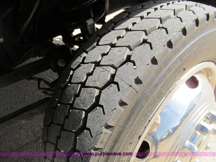 image for item D3075 2008 Dodge Ram 5500 truck with utility bed