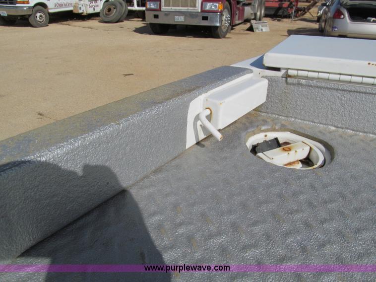 image for item D3075 2008 Dodge Ram 5500 truck with utility bed