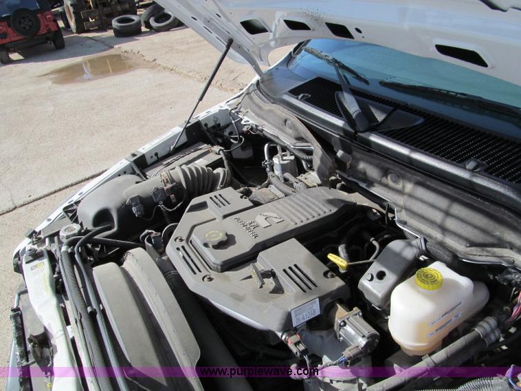 image for item D3075 2008 Dodge Ram 5500 truck with utility bed