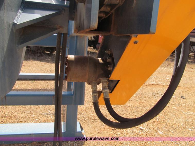 image for item D3079 2005 Baker Blue Streak stationary band sawmill