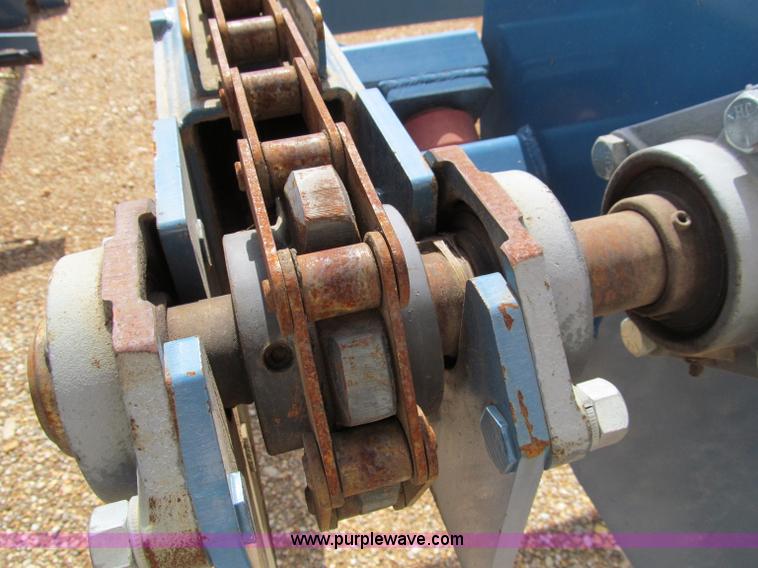image for item D3079 2005 Baker Blue Streak stationary band sawmill