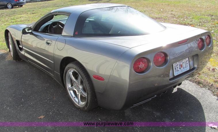 image for item D3095 2004 Chevrolet Corvette