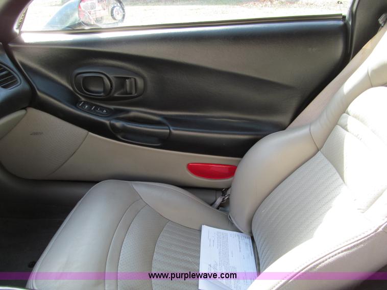 image for item D3095 2004 Chevrolet Corvette