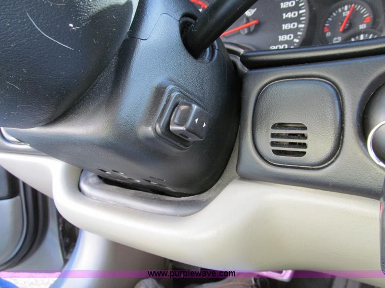 image for item D3095 2004 Chevrolet Corvette