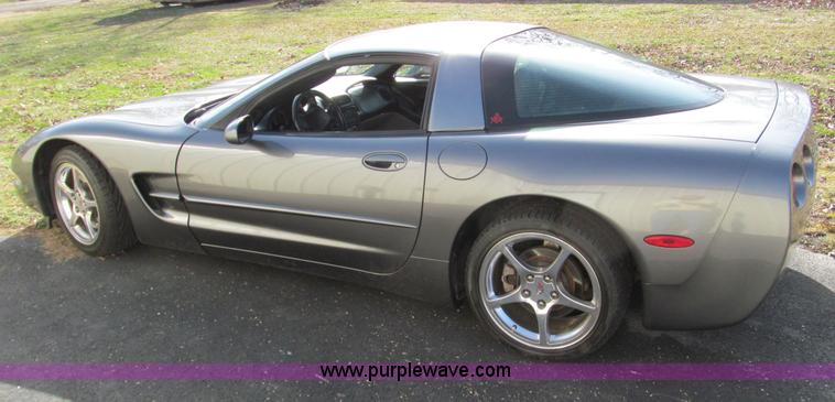image for item D3095 2004 Chevrolet Corvette