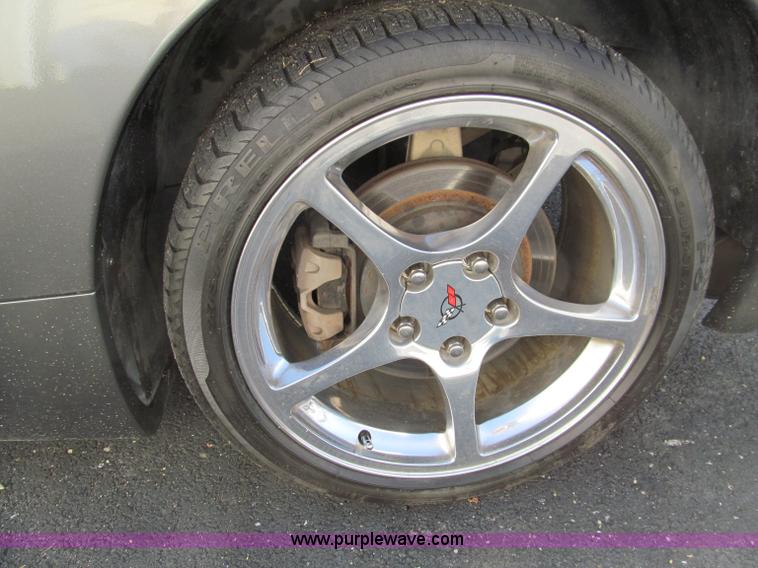 image for item D3095 2004 Chevrolet Corvette