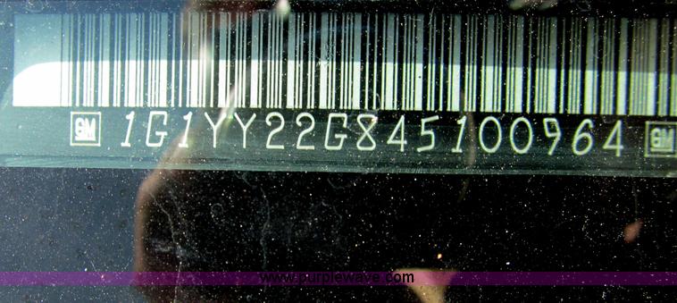 image for item D3095 2004 Chevrolet Corvette