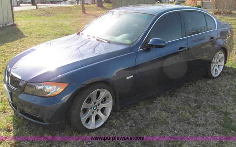 image for item D3098 2006 BMW 330i