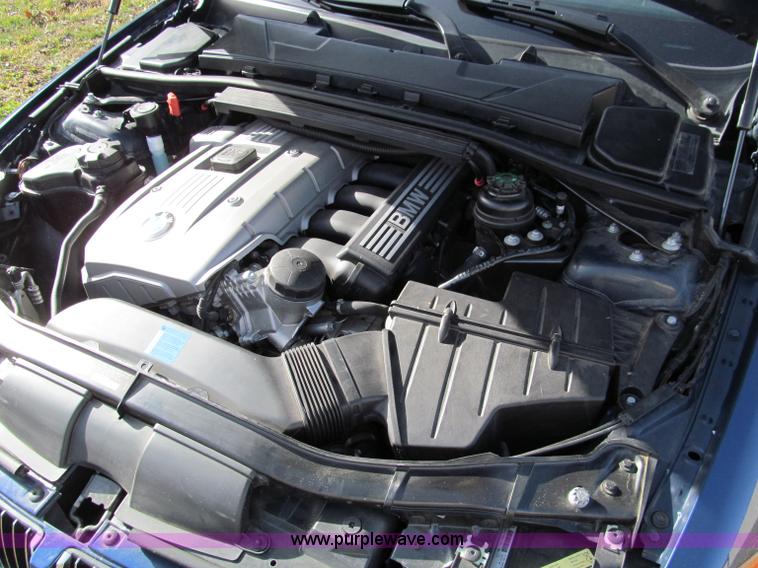 image for item D3098 2006 BMW 330i