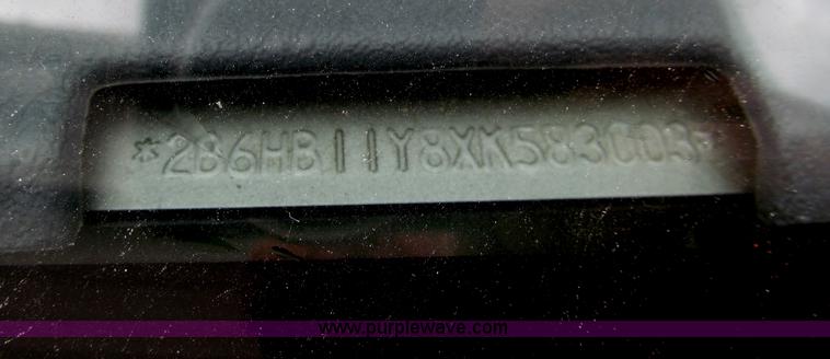 image for item D3130 1999 Dodge Ram B1500 van