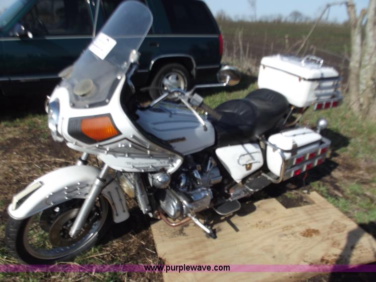image for item D3683 1977 Honda Goldwing GL1000 motorcycle