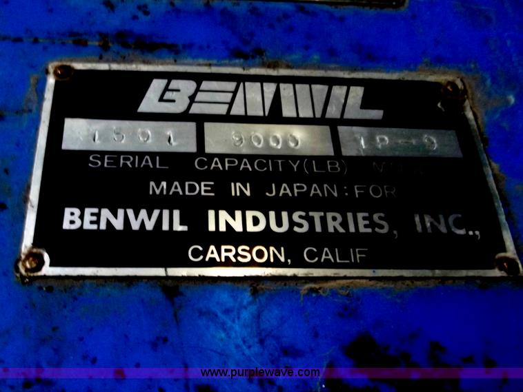 image for item D3761 Two post car lift