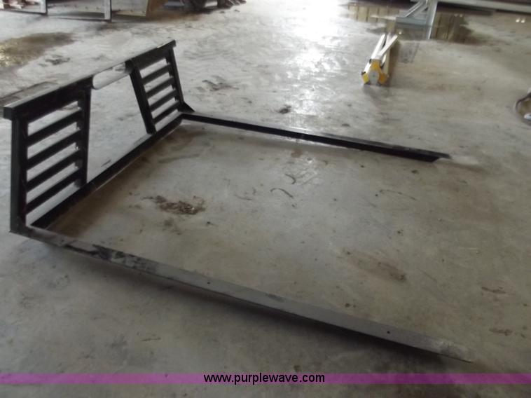 image for item D3764 Full size pickup truck headache rack