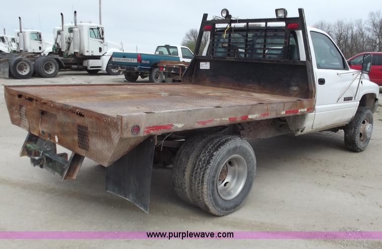 image for item D3776 1999 Dodge Ram 3500 pickup truck