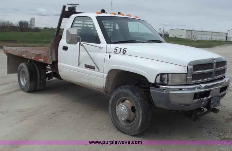 image for item D3776 1999 Dodge Ram 3500 pickup truck