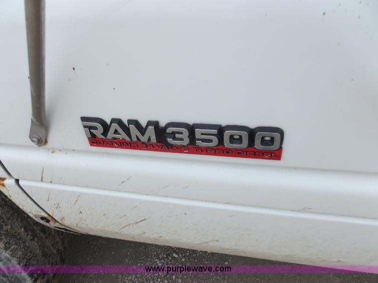image for item D3776 1999 Dodge Ram 3500 pickup truck