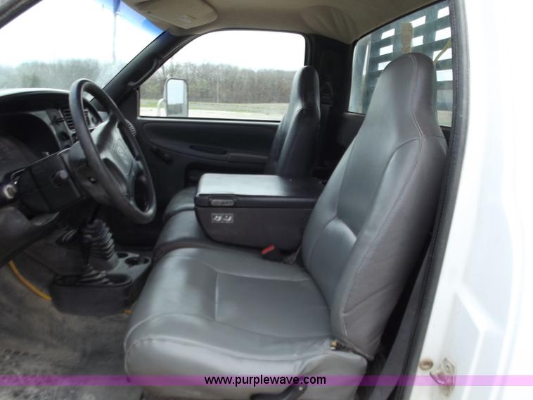 image for item D3776 1999 Dodge Ram 3500 pickup truck