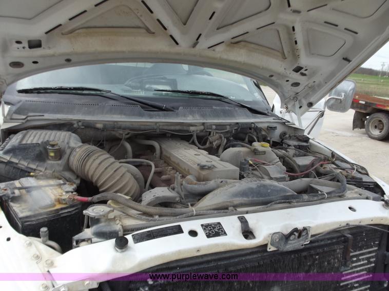 image for item D3776 1999 Dodge Ram 3500 pickup truck