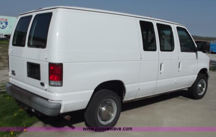 image for item D3852 1999 Ford E250 cargo van