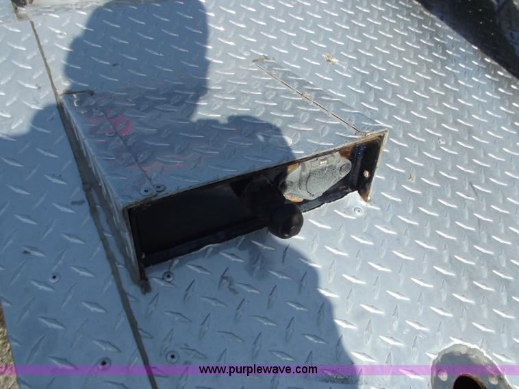 image for item D3853 1993 Chevrolet K3500 Silverado tow truck