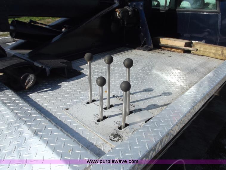 image for item D3853 1993 Chevrolet K3500 Silverado tow truck