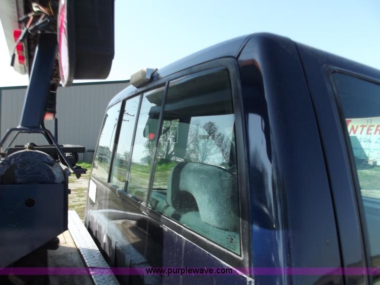 image for item D3853 1993 Chevrolet K3500 Silverado tow truck