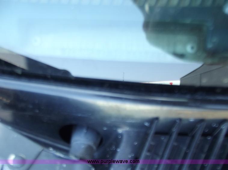 image for item D3853 1993 Chevrolet K3500 Silverado tow truck