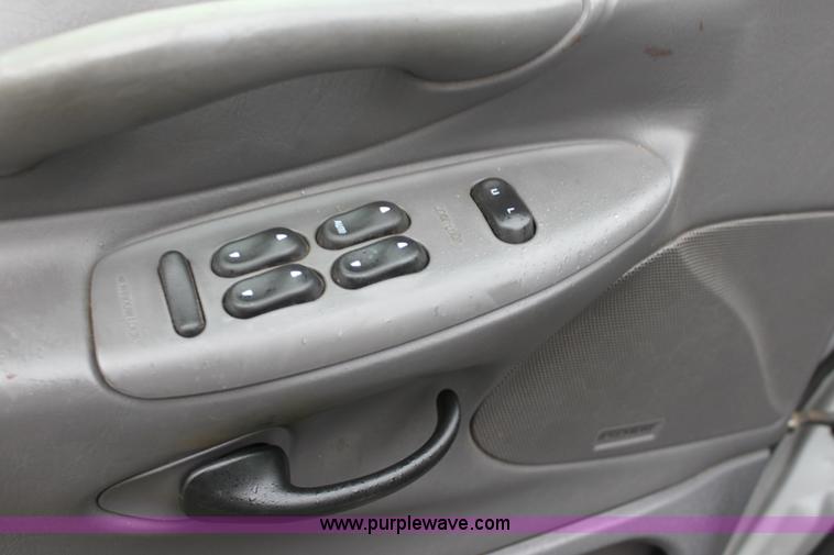 image for item D7514 2001 Ford Expedition XLT SUV