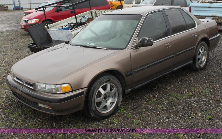 image for item D7515 1991 Honda Accord LX