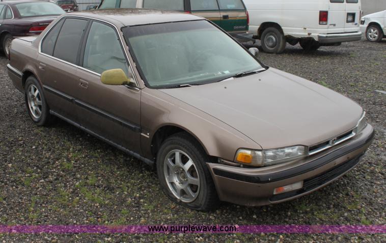 image for item D7515 1991 Honda Accord LX