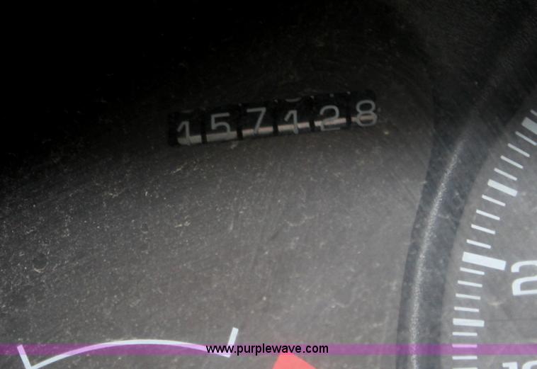 image for item D7516 1997 Chevrolet Venture mini van