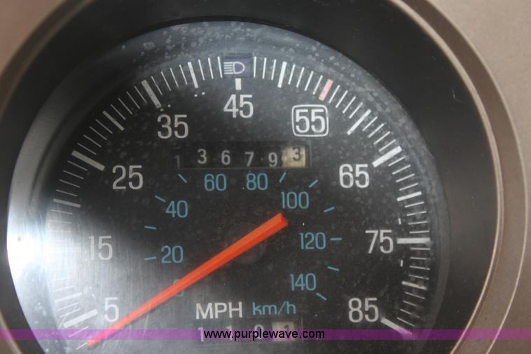 image for item D7519 1984 Ford Bronco II SUV