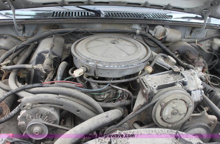 image for item D7519 1984 Ford Bronco II SUV