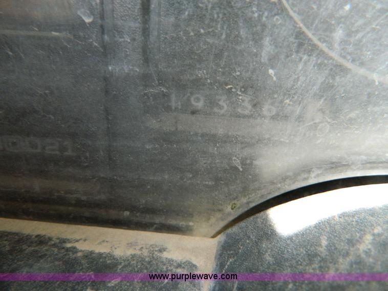 image for item D8916 1988 Chevrolet K2500 pickup truck